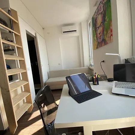 Nuovo Intero Mini Loft Su Bi-livello Apartment Milan