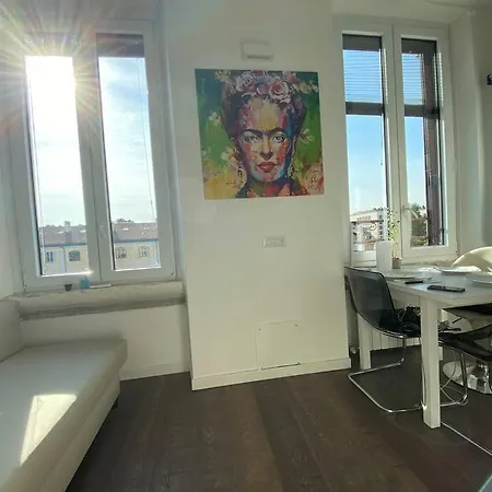 Appartamento [nuovo] Intero Mini Loft Su Bi-livello *